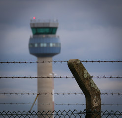 airport security fence
