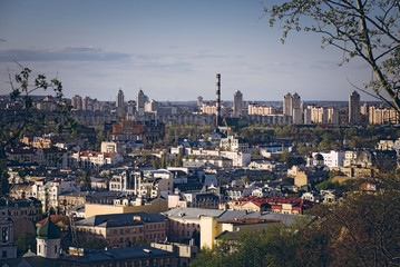 cityscape retro film emulation