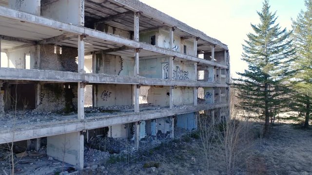 13375_One_of_the_damaged_property_from_the_russian_war.mov