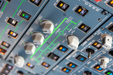 Airbus A320 overhead panel