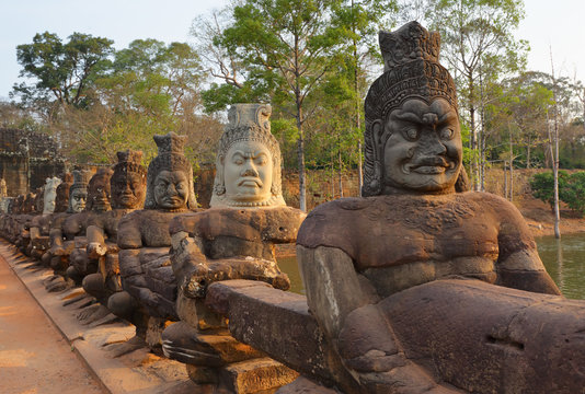 Statues of Devas on bridge to Angkor Thom