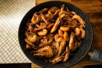 King prawns fried in a frying pan