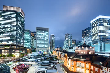 Fotobehang modern buildings in midtown of tokyo at twilight © zhu difeng