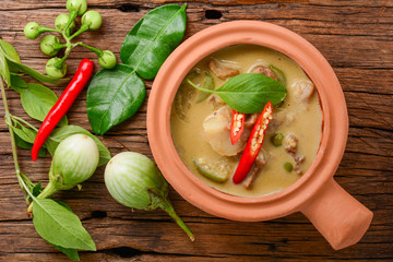 Thai Green Curry with pork in clay pot