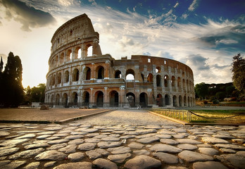 Dawn over Colosseum - obrazy, fototapety, plakaty