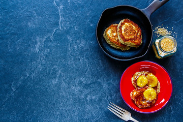Pancakes with caramelized bananas