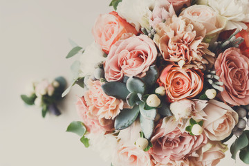Wedding flowers, floral decor, bridal bouquet