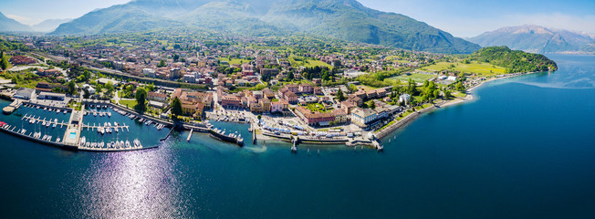 Colico - Lago di Como (IT) - Panoramica aerea