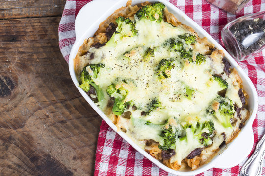 Broccoli cheese with beef