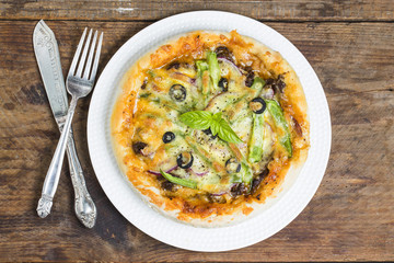 Seafood pizza, shrimp pizza