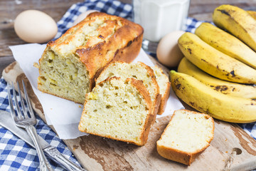 Banana pound cake