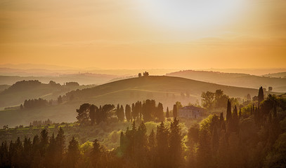 Fototapeta na wymiar Sunset over Tuscany