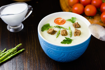 Cream soup of asparagus