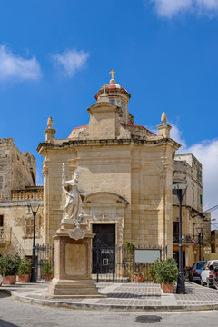 Erbaut &uuml;ber r&ouml;mischen Gr&auml;bern: Sankt-Cataldus-Kirche in Rabat