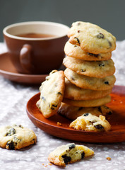 cornmeal chocolate chunk cookies raisins