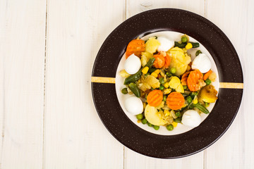 Vegetable saute with mozzarella
