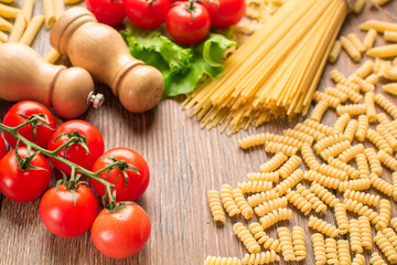pasta with tomatoes and basil