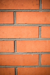 Стена из красного кирпича