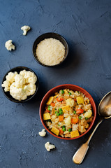 Cauliflower green peas rice