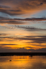 Obraz premium Sky and beautiful sunsets on the beach.