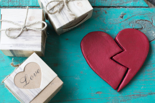 Divorce Hearts and Gift
