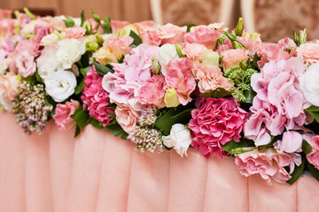 pink wedding flowers 