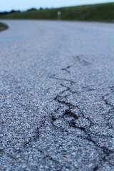 Beschädigte Straße
