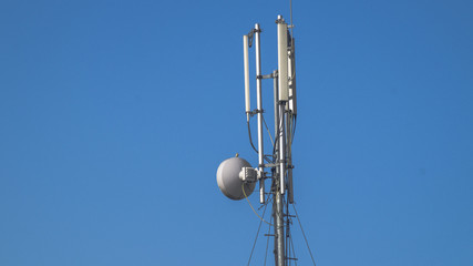 Satellite antenna