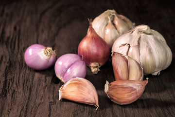Garlics and red onion