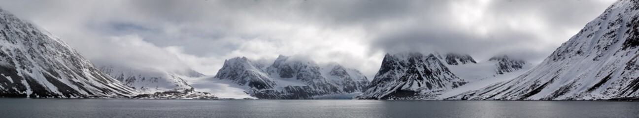 Fototapeta na wymiar Fantastische Arktis