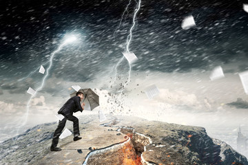 Obraz premium Strong enough to challenge it