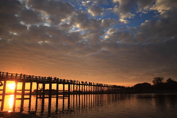 Fototapeta na wymiar U-bein bridge at sunset Myanmar