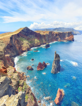 Fototapeta trekking to Sao Lourenco. Amazing cliff beach panorama, Madeira island, Portugal