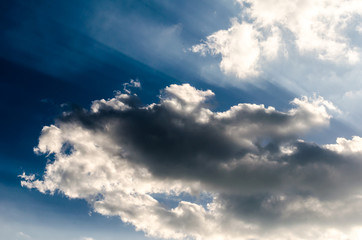 Obraz premium Beautiful dramatic clouds in the sky