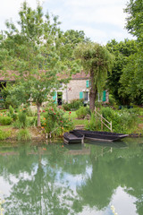 Obraz premium Maison maraichine dans le Marais poitevin, Deux Sèvres