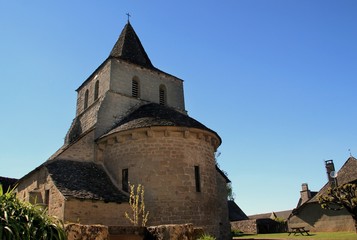Fototapeta na wymiar Eglise de La Chapelle-Saint-Géraud.(Corrèze)