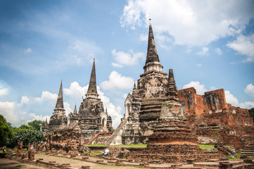 Fototapeta premium Phra Nakhon Si Ayutthaya, Thailand - Sept 25,2010: Ayutthaya Historical Park, Archaeological site that contains palaces, Buddhist temples, monasteries and statues. :