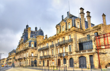 Fototapeta na wymiar Chateau Descas, a historic building in Bordeaux, France