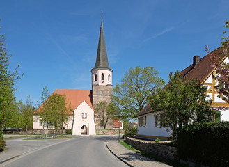 Fototapeta na wymiar Kirche in Möning