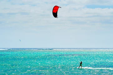 Deurstickers Le Morne, Mauritius Kite surfing on Mauritius