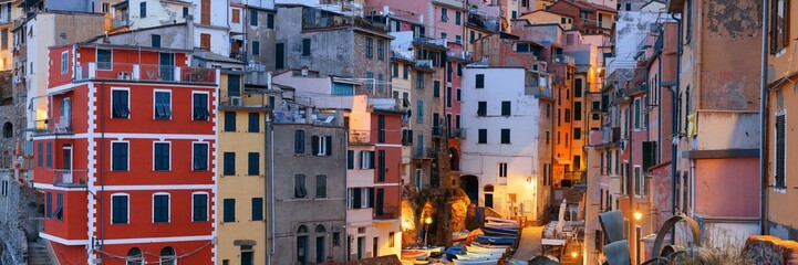 Fototapeta na wymiar Riomaggiore buildings panorama in Cinque Terre