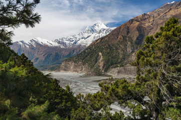 Naklejka na ściany i meble dhaulagiri, widok z doliny Kali Gandaki