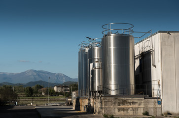 Industrial silos storage structures