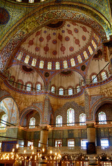 Fototapeta na wymiar Interior of Sultan Ahmed Mosque (Blue Mosque), Istanbul.