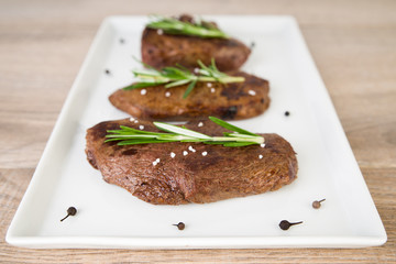Rindersteak mit Rosmarin