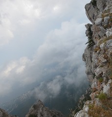 Fog over the rocks of Ai Petri
