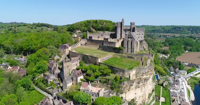 Aerial view of Chateau de Castelnaud, medieval fortress at Castelnaud la Chapelle, Dordogne