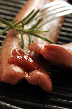 W&uuml;rstel Wurst Vienna sausage W&uuml;rstchen Wurstel Wiener Krenw&uuml;rstchen Salchicha de Viena Frankfurter W&uuml;rstl Vienesa Сосиска Salsiccia Saucisse de Vienne Par&oacute;wka Wienerp&oslash;lse Virsli P&aacute;rek Crenvurști 