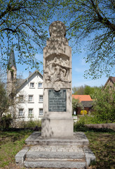 Obraz premium Kriegerdenkmal in Pyrbaum