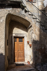 Fototapeta na wymiar detail of Scanno old doorway